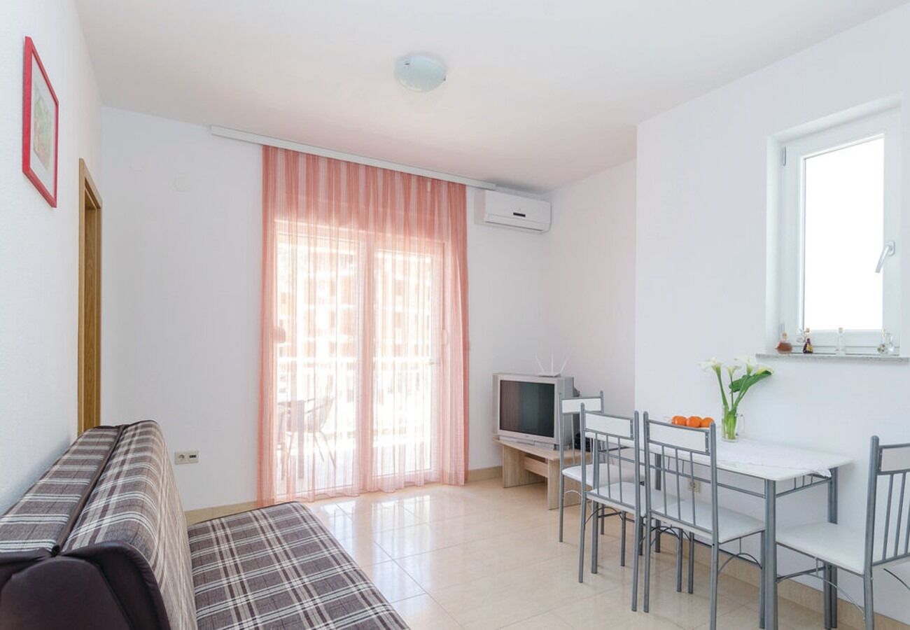 Apartments Ljuba 10734-A3