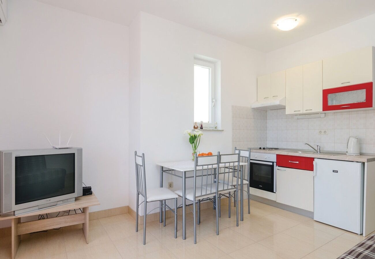 Apartments Ljuba 10734-A3