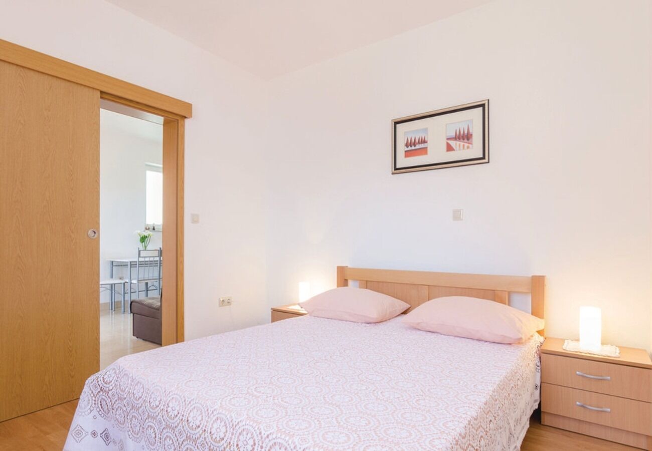 Apartments Ljuba 10734-A3