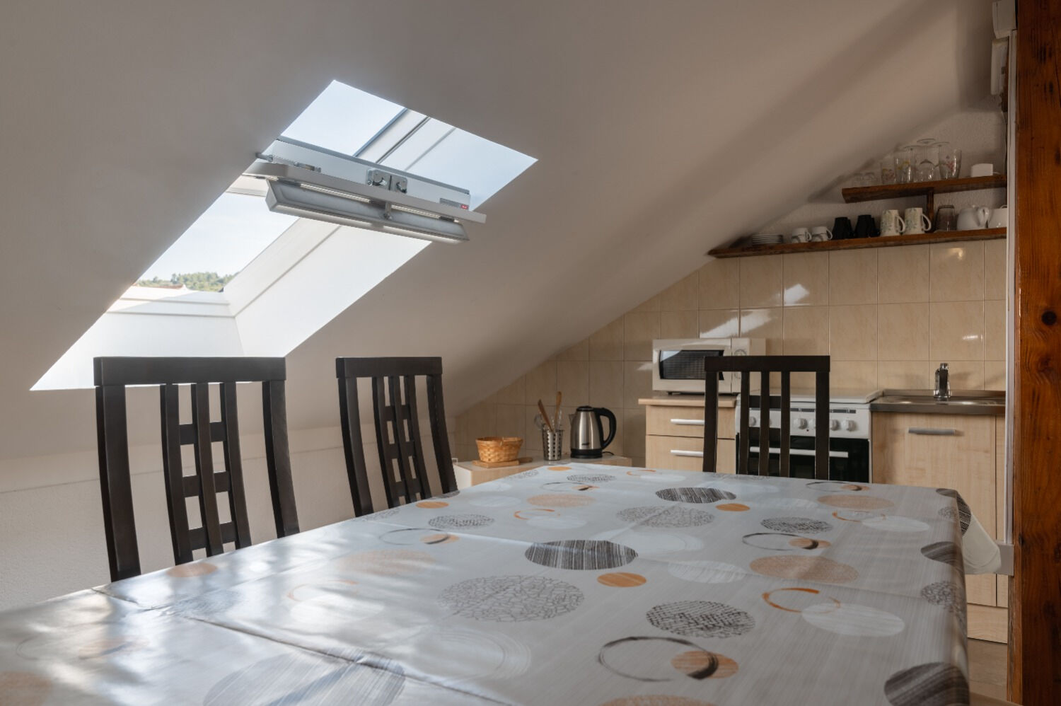 Apartments Tiho 10736-A1