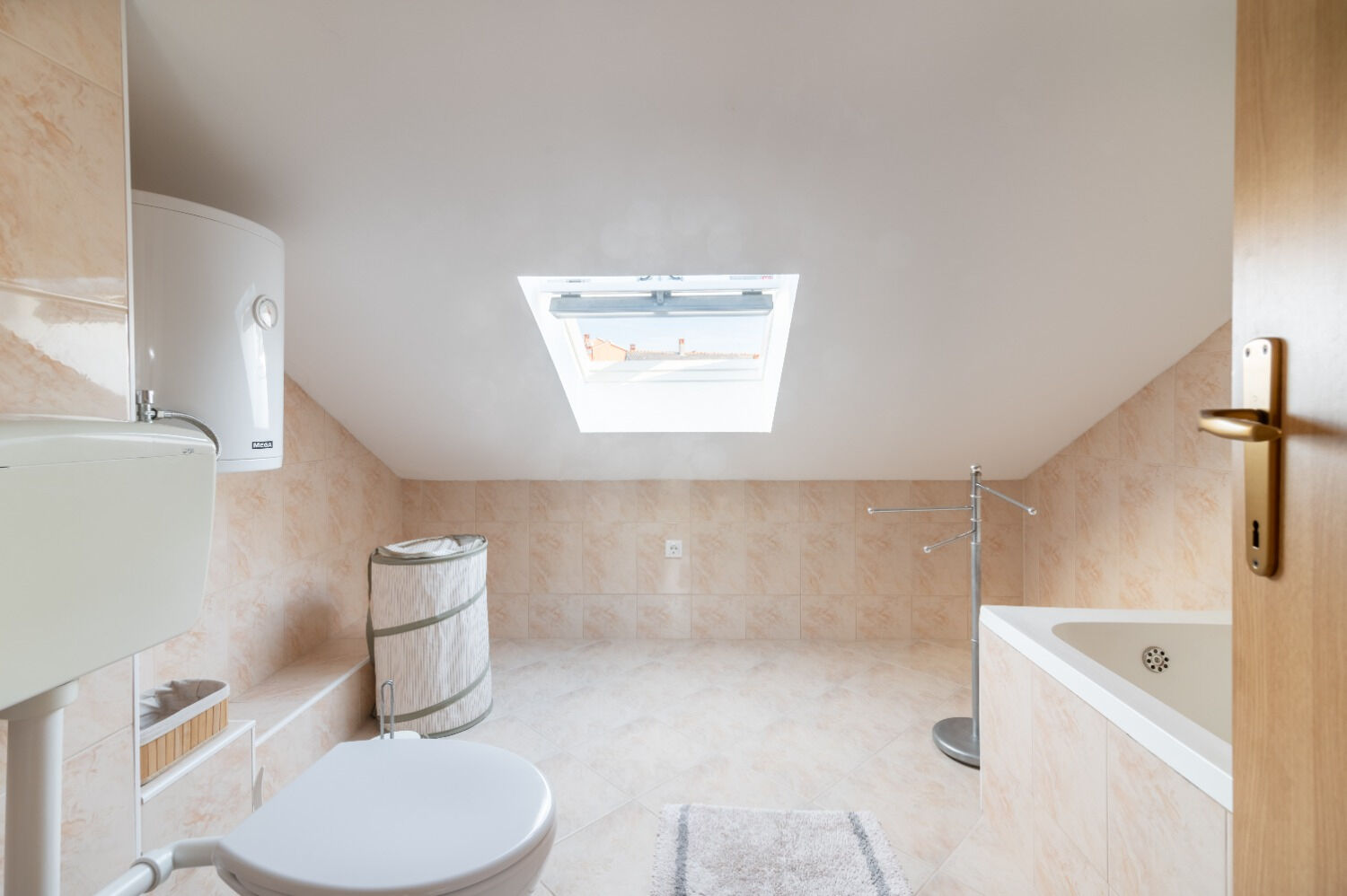 Apartments Tiho 10736-A1