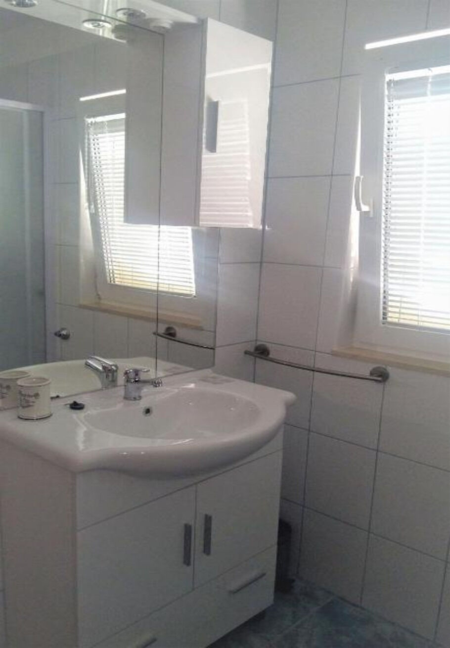 Apartments Anica 10738-A1