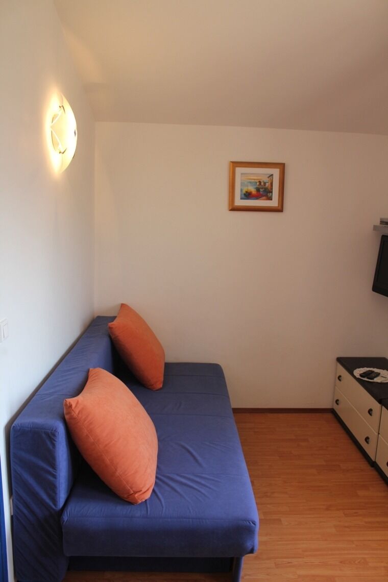 Apartments Ante 10742-A1