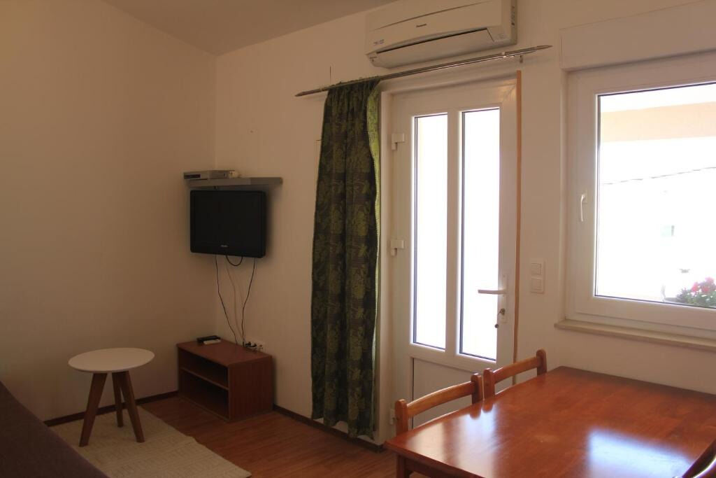 Apartments Ante 10742-A2