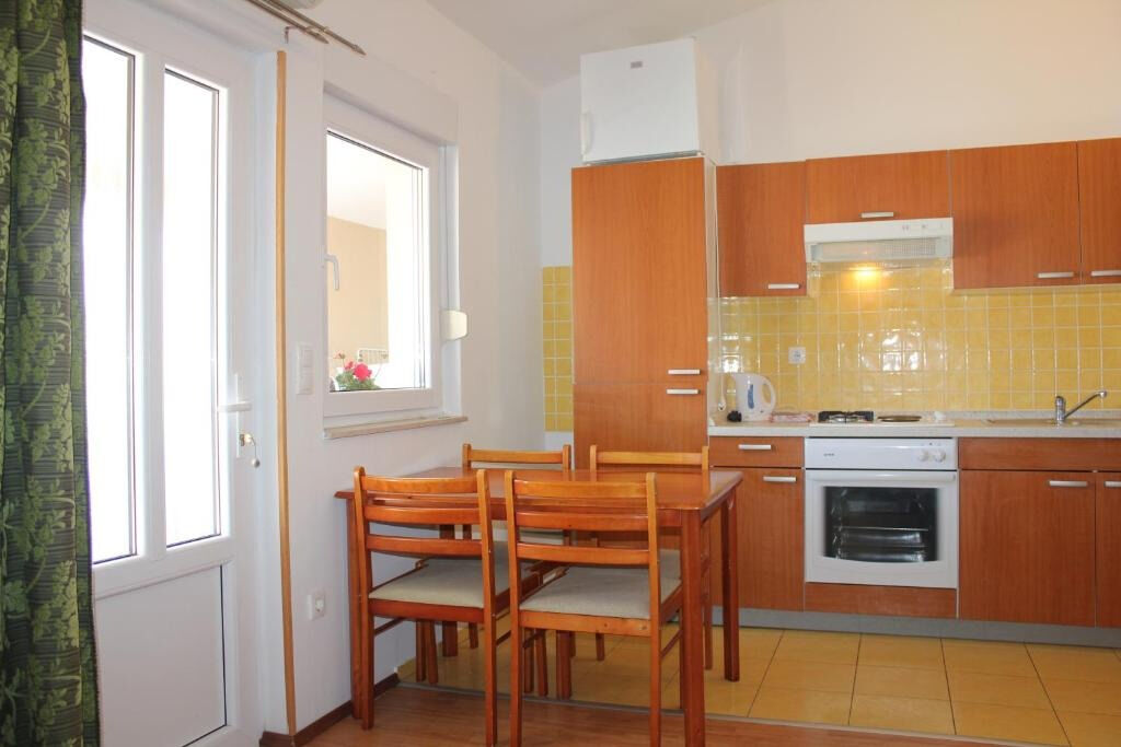 Apartments Ante 10742-A2