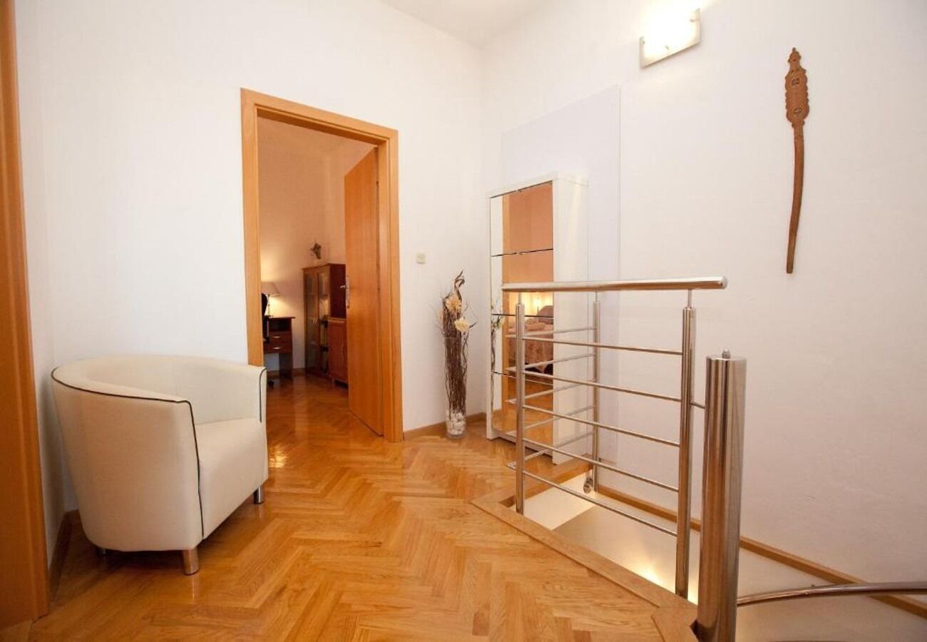 Apartments Sora 107441-A2