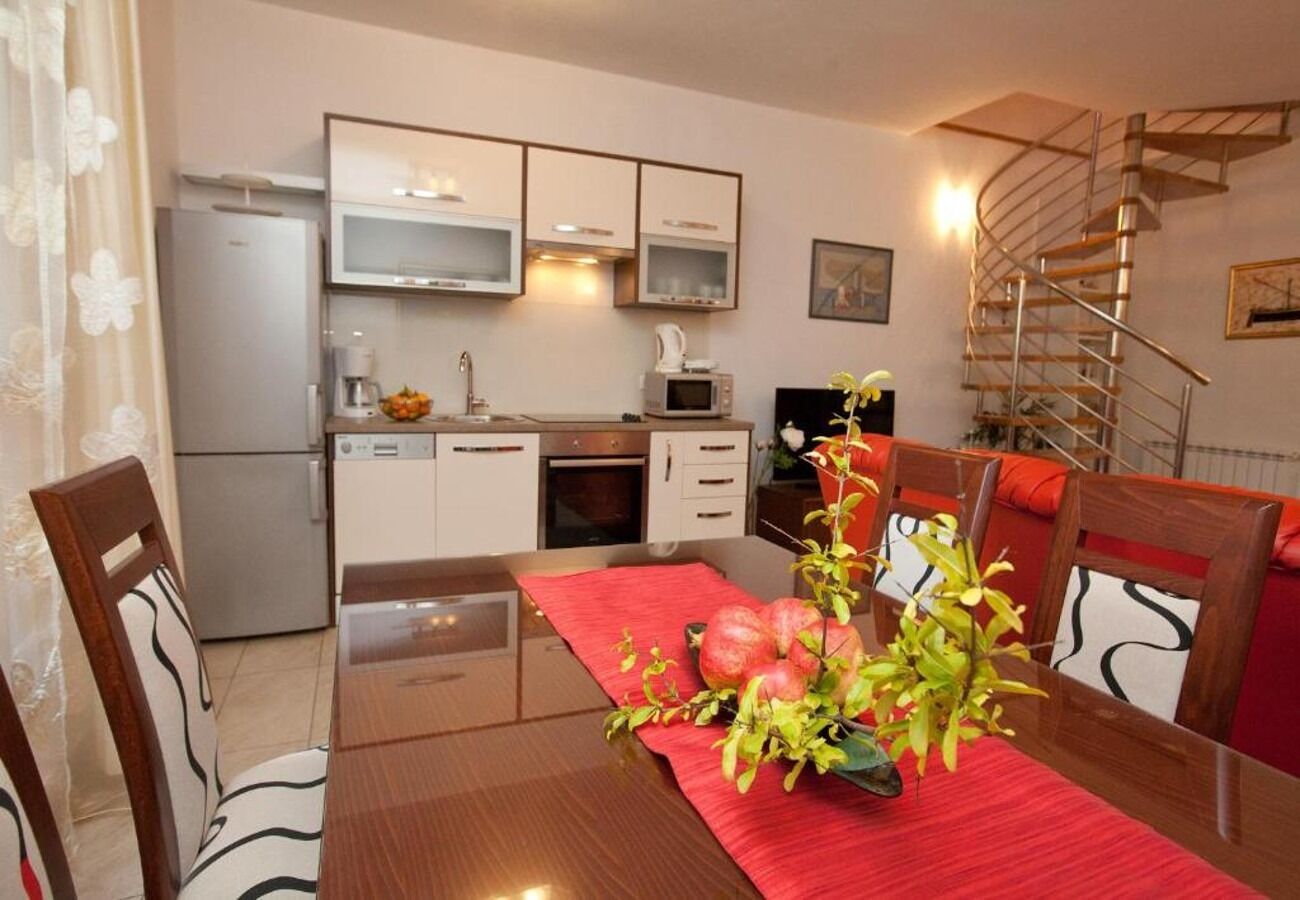 Apartments Sora 107441-A2