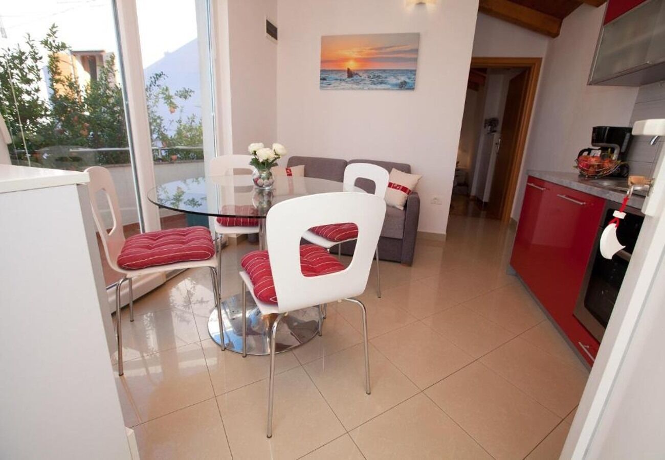 Apartments Sora 107441-A1