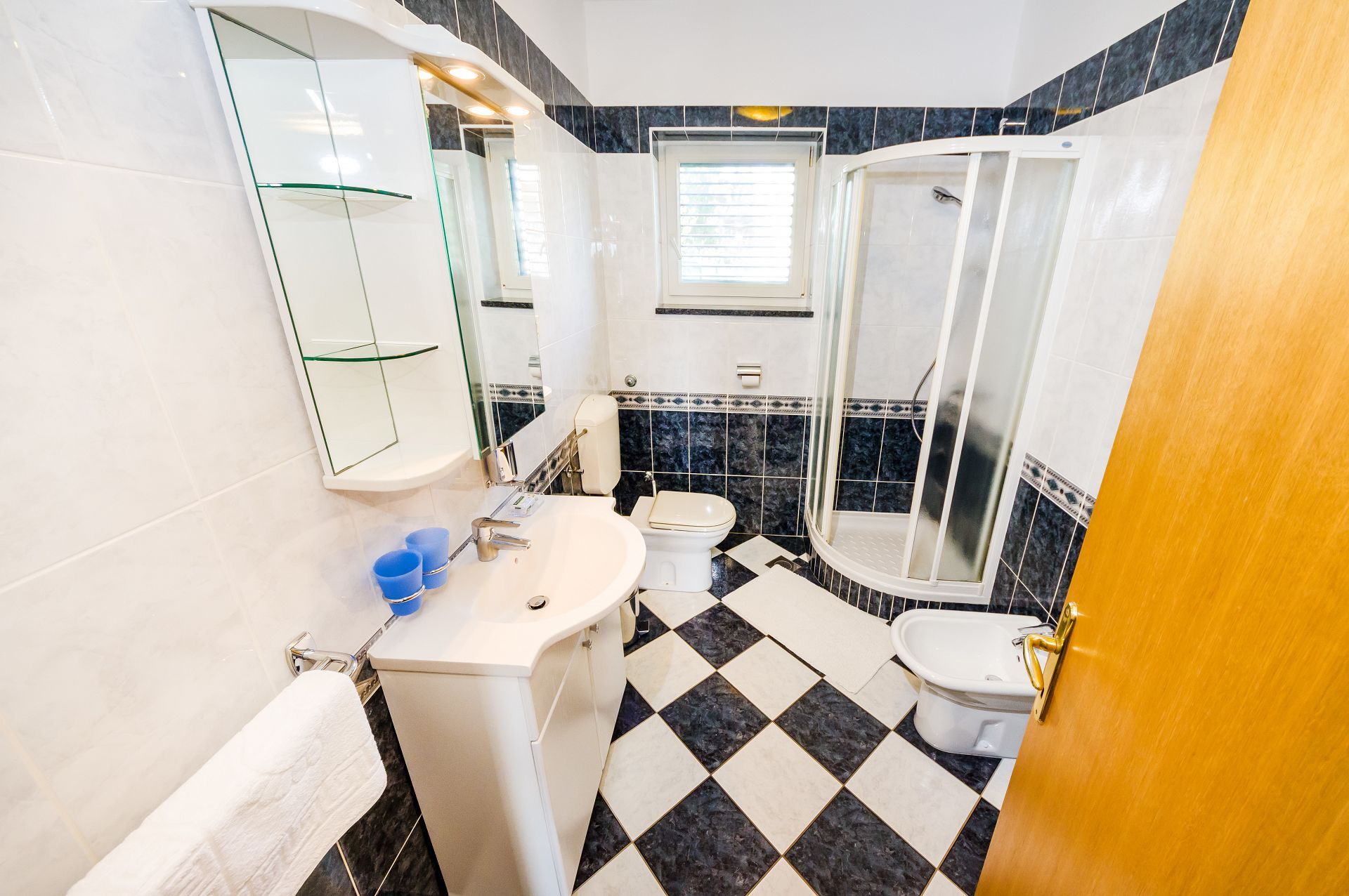 Apartments Cloe 10757-A1
