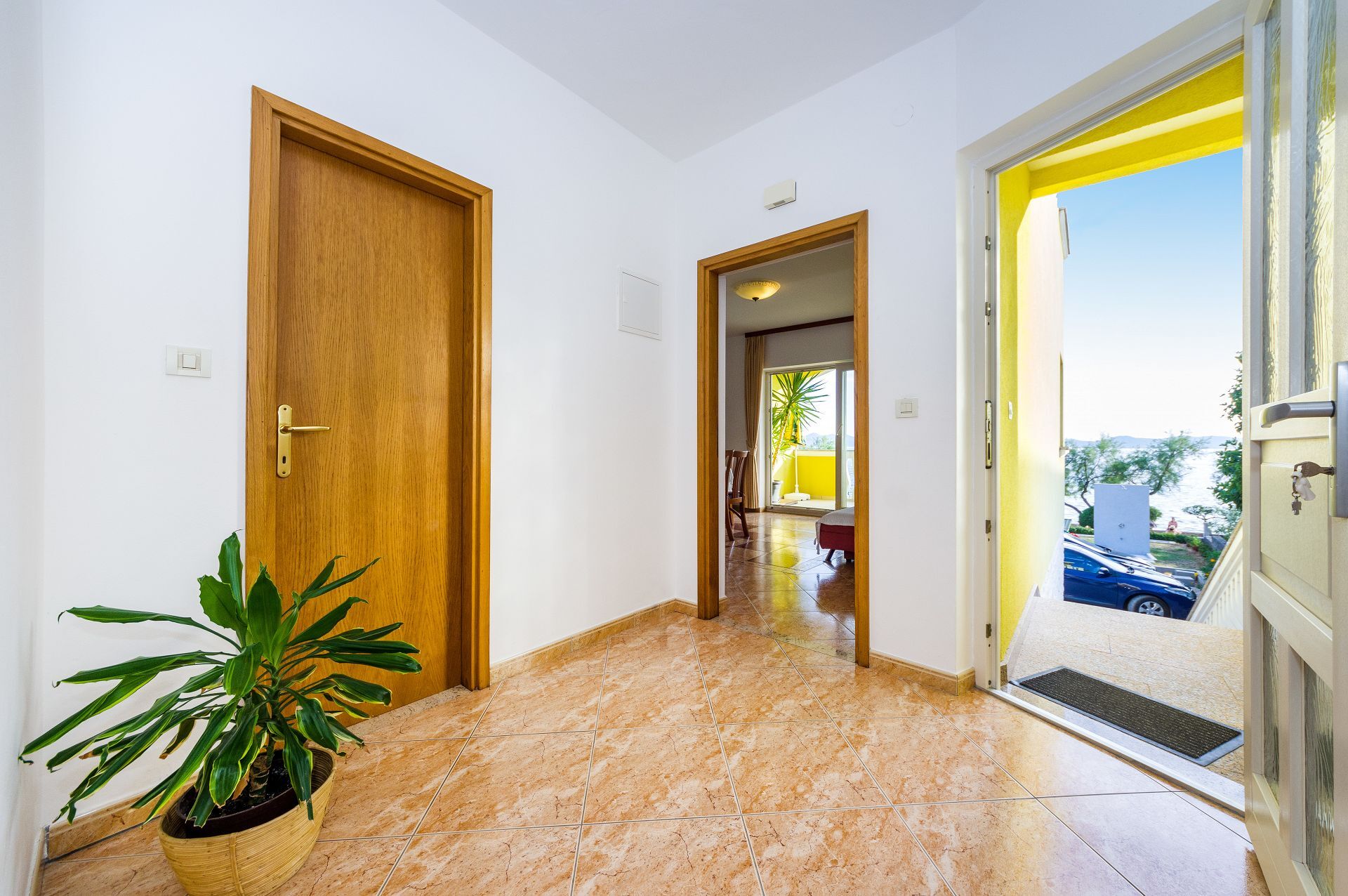 Apartments Cloe 10757-A2