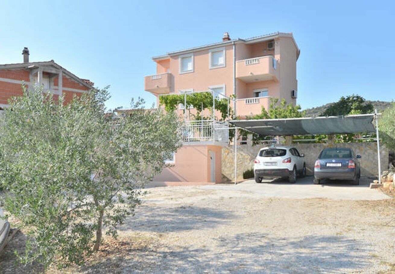 Apartments Josi 10762-A2