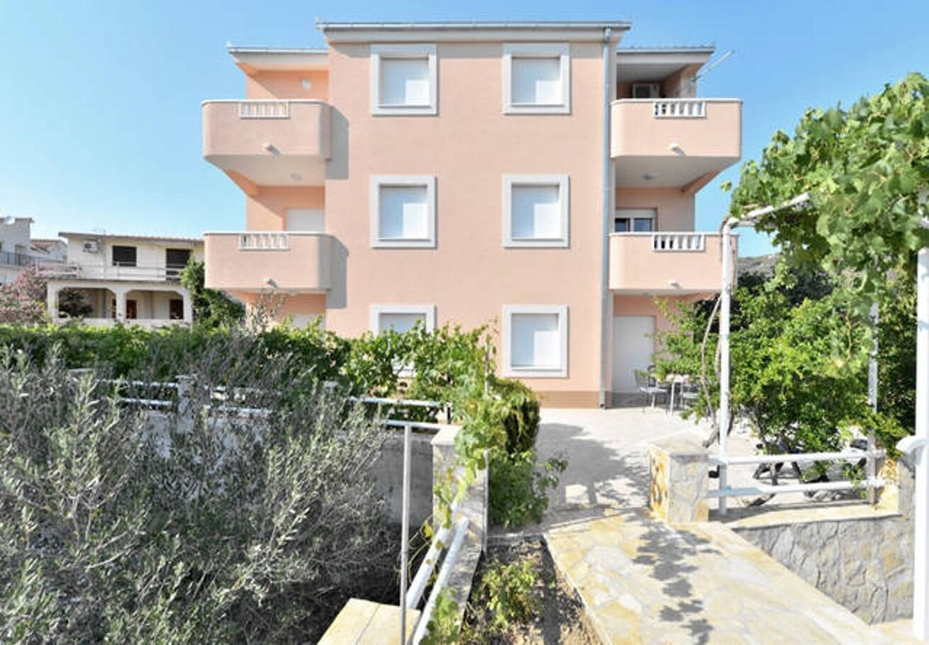 Apartments Josi 10762-A2