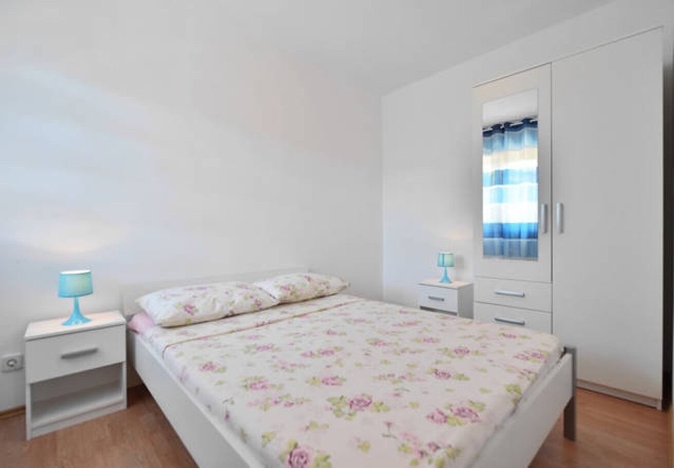 Apartments Josi 10762-A3