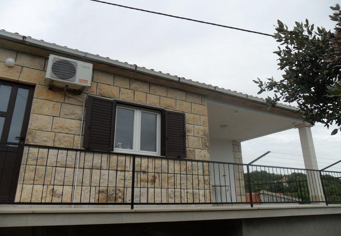 Apartment Ivope 10779-A1