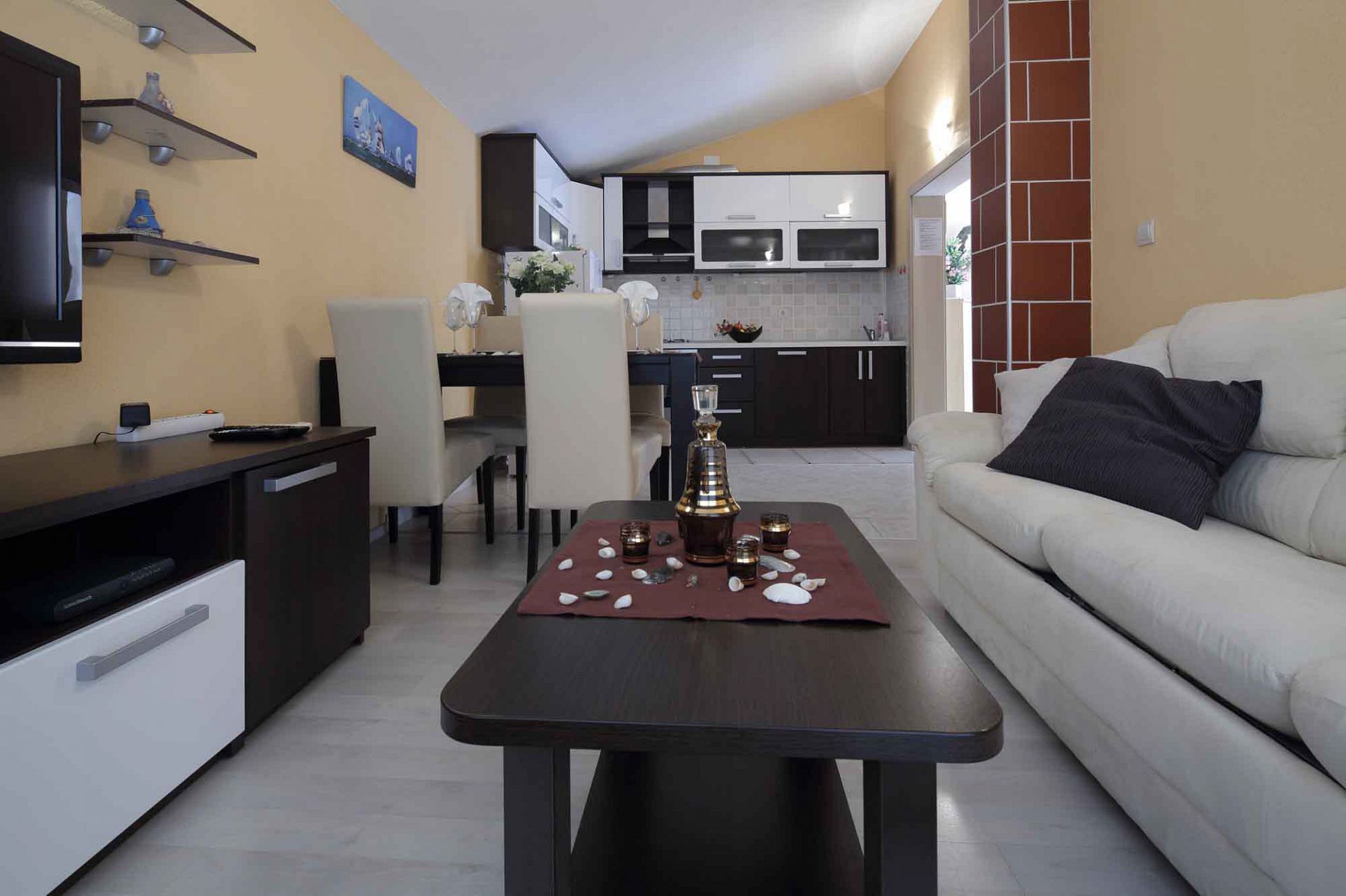 Apartments and Room Goran 107741-A1