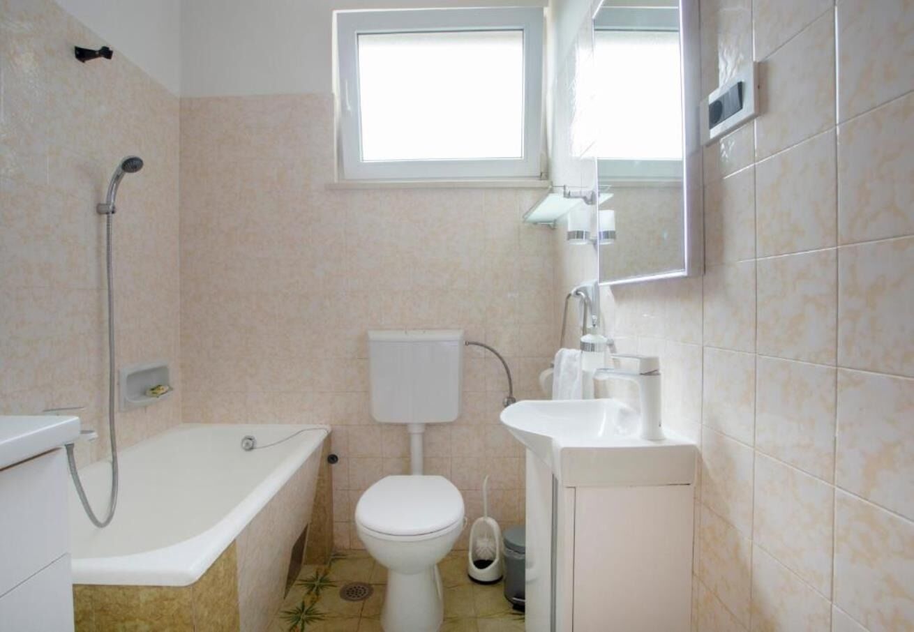 Apartments Damir 107771-A1
