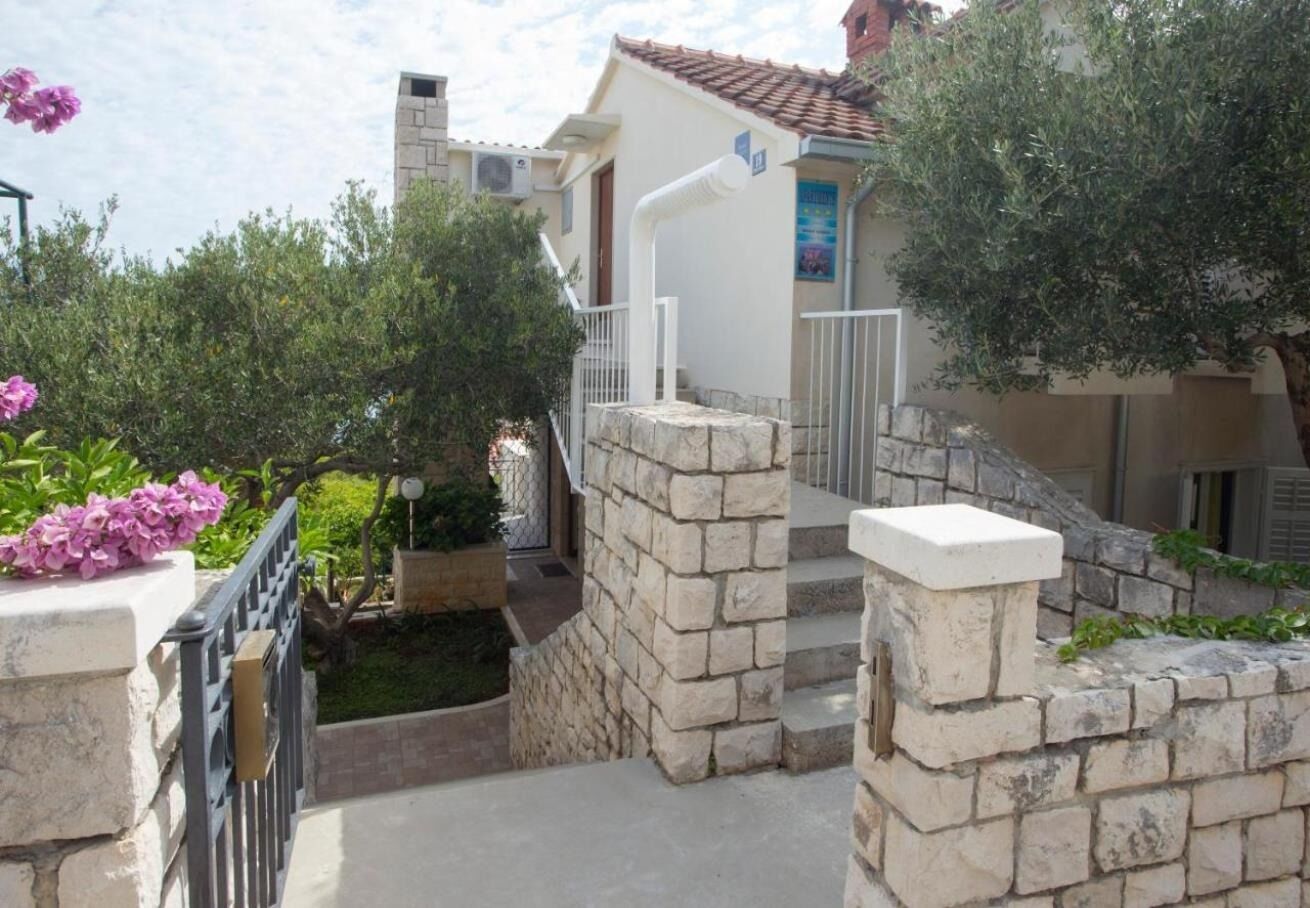 Apartments Damir 107771-A1