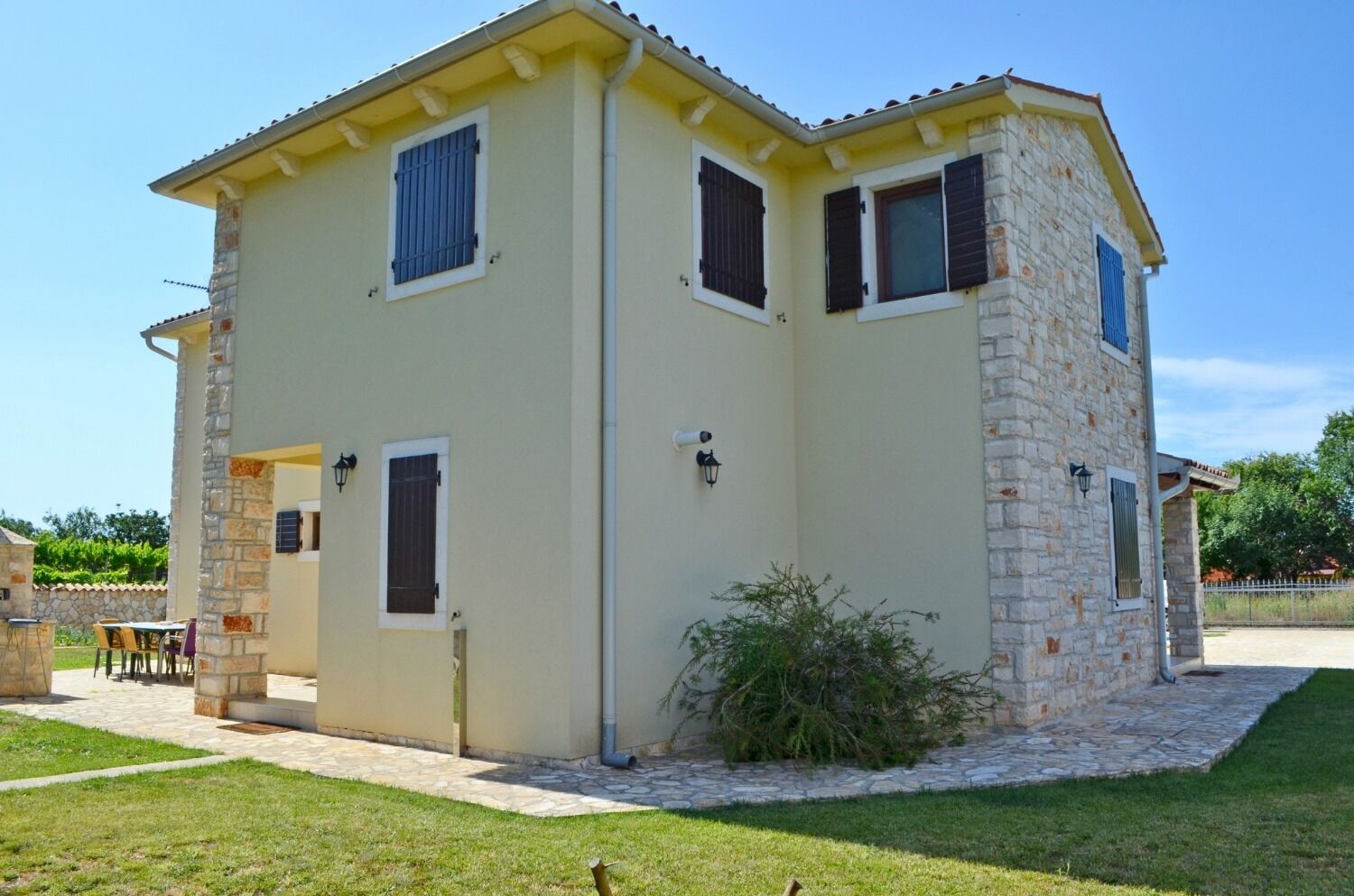 House Mary 10783-K1