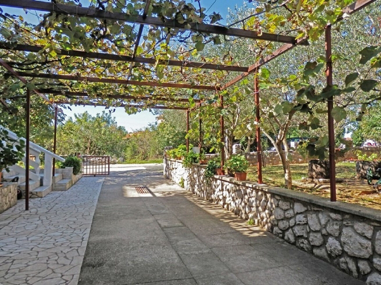 Apartments Makic 10785-A4