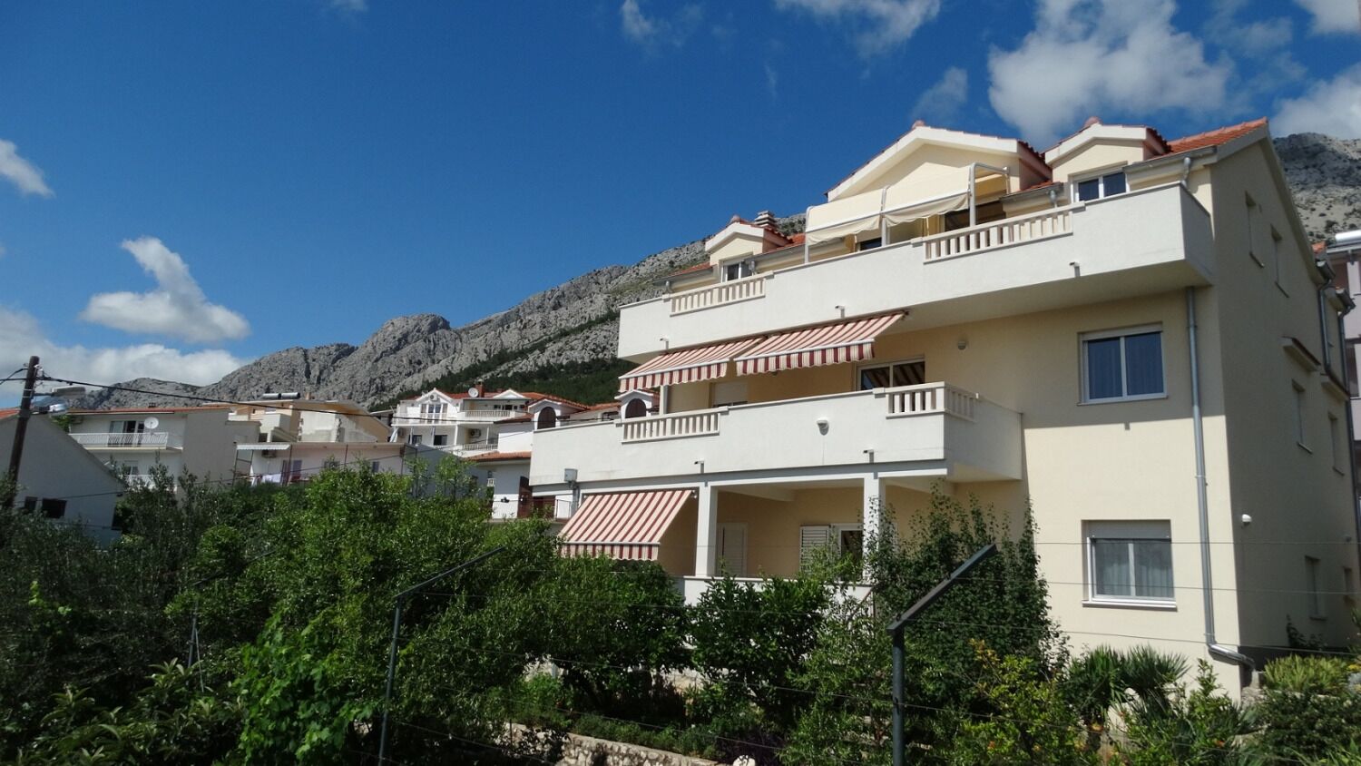 Apartments Mari 107821-A1