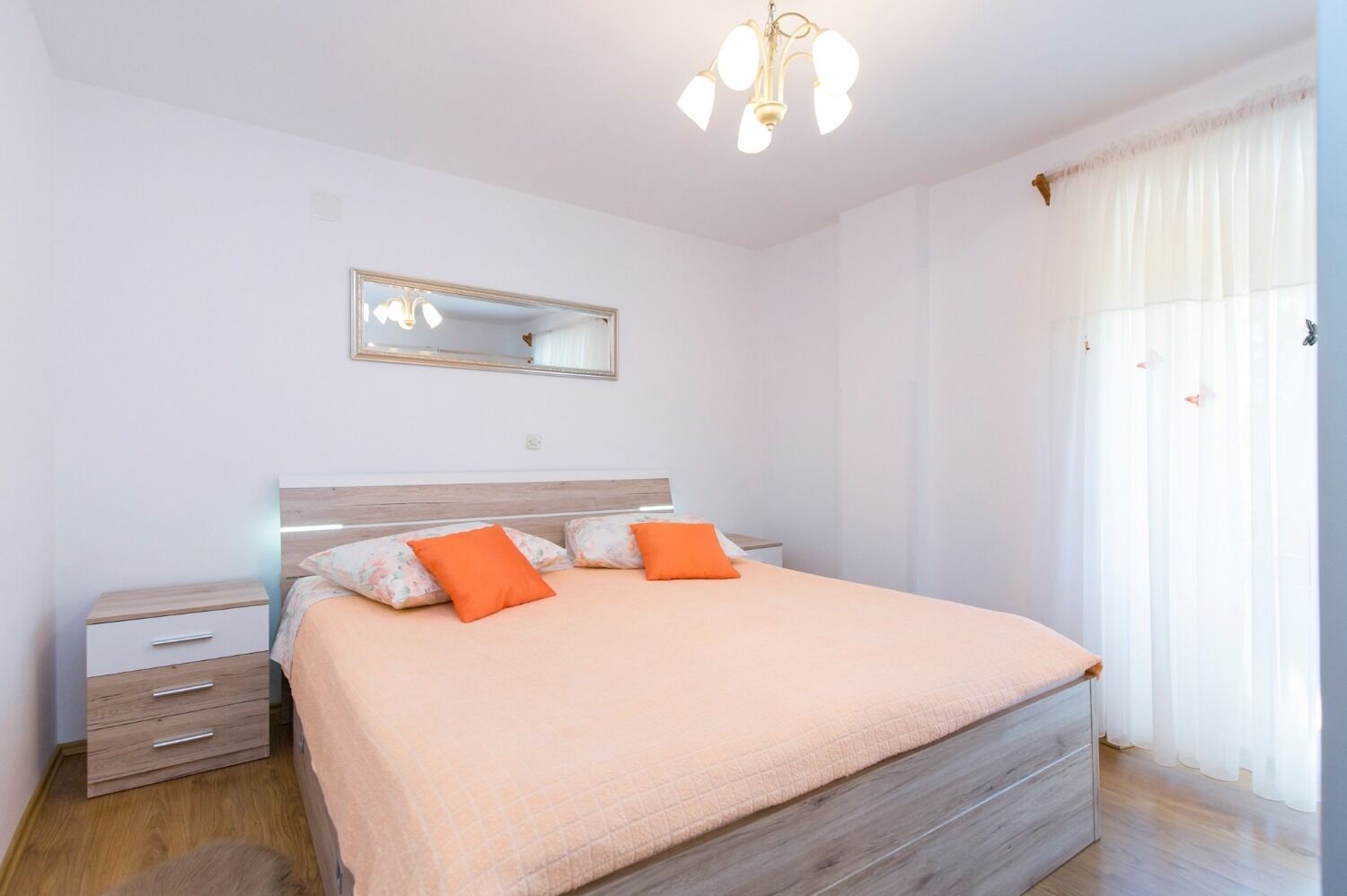 House Josip 107901-K1