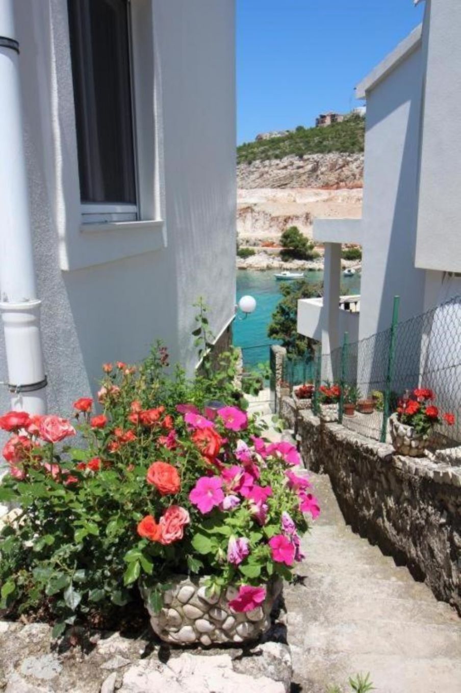 Apartments Roko 107911-A3