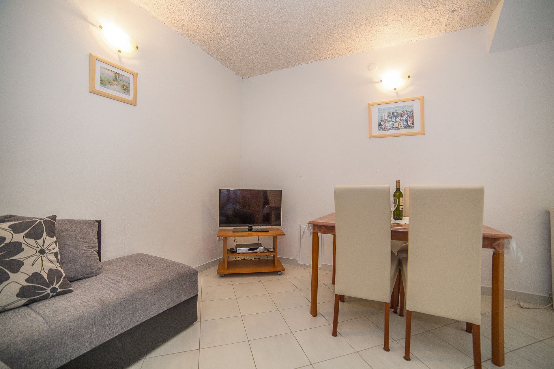 Apartments Miroslava 107941-A2