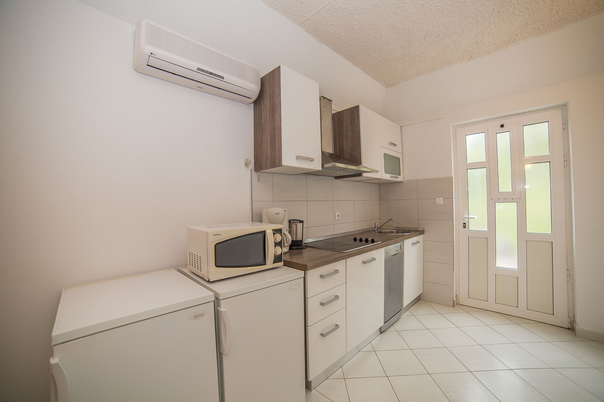 Apartments Miroslava 107941-A2