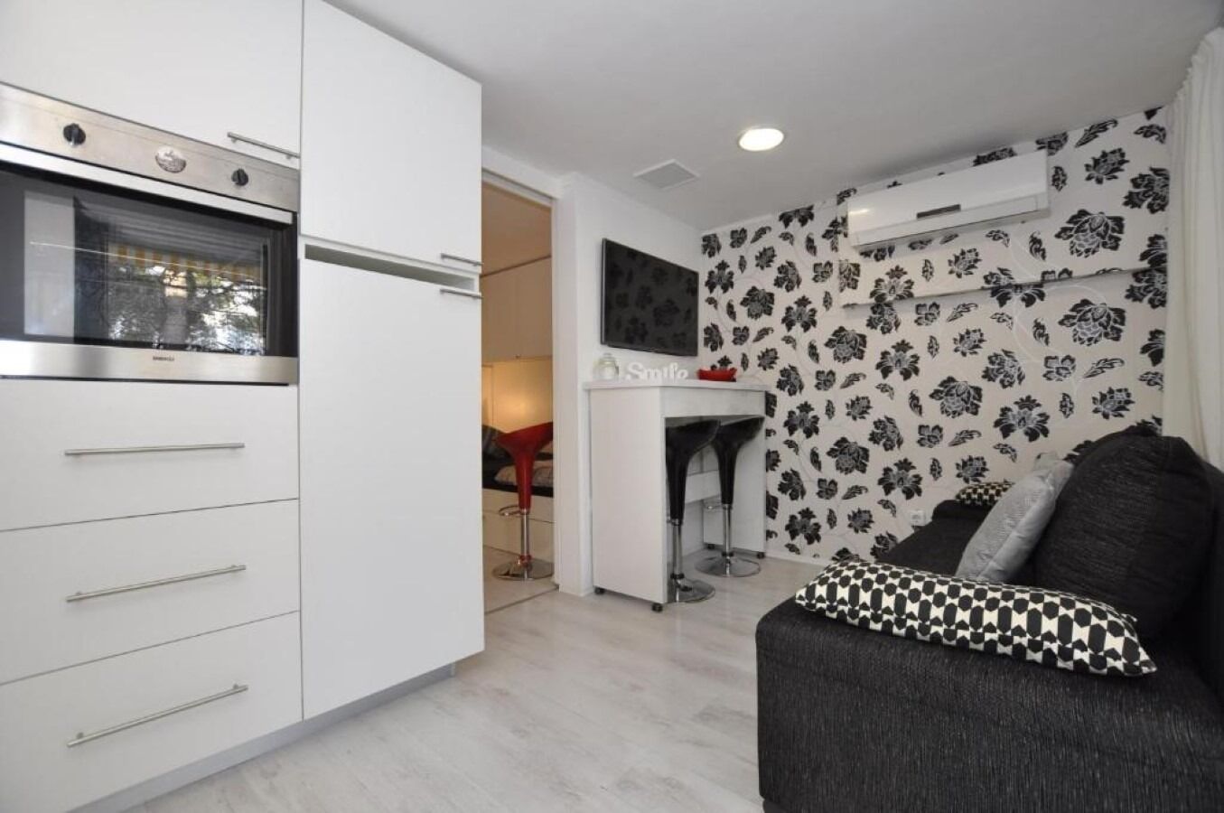 Apartments Eden 107951-A2