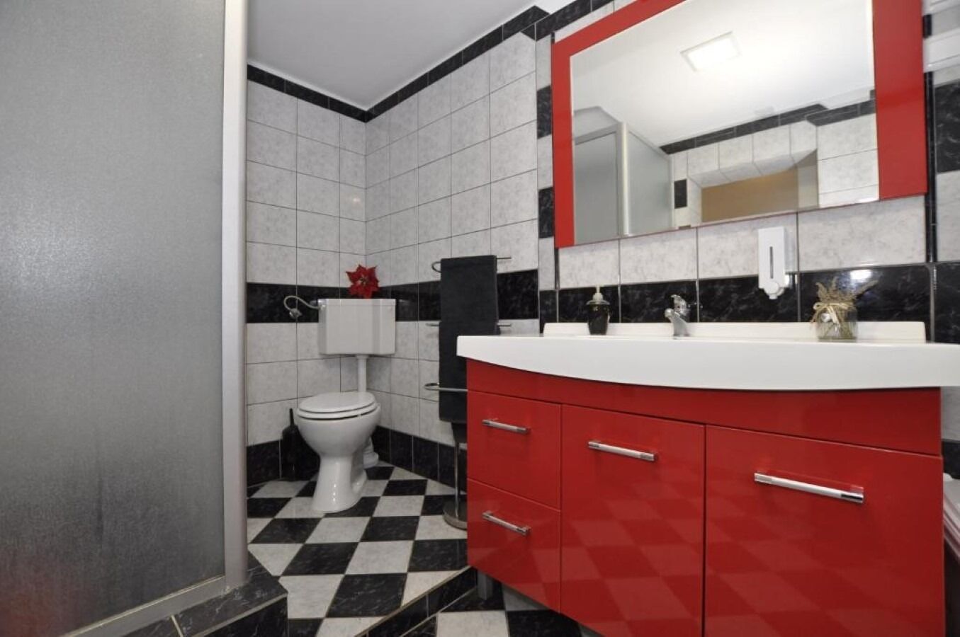 Apartments Eden 107951-A2