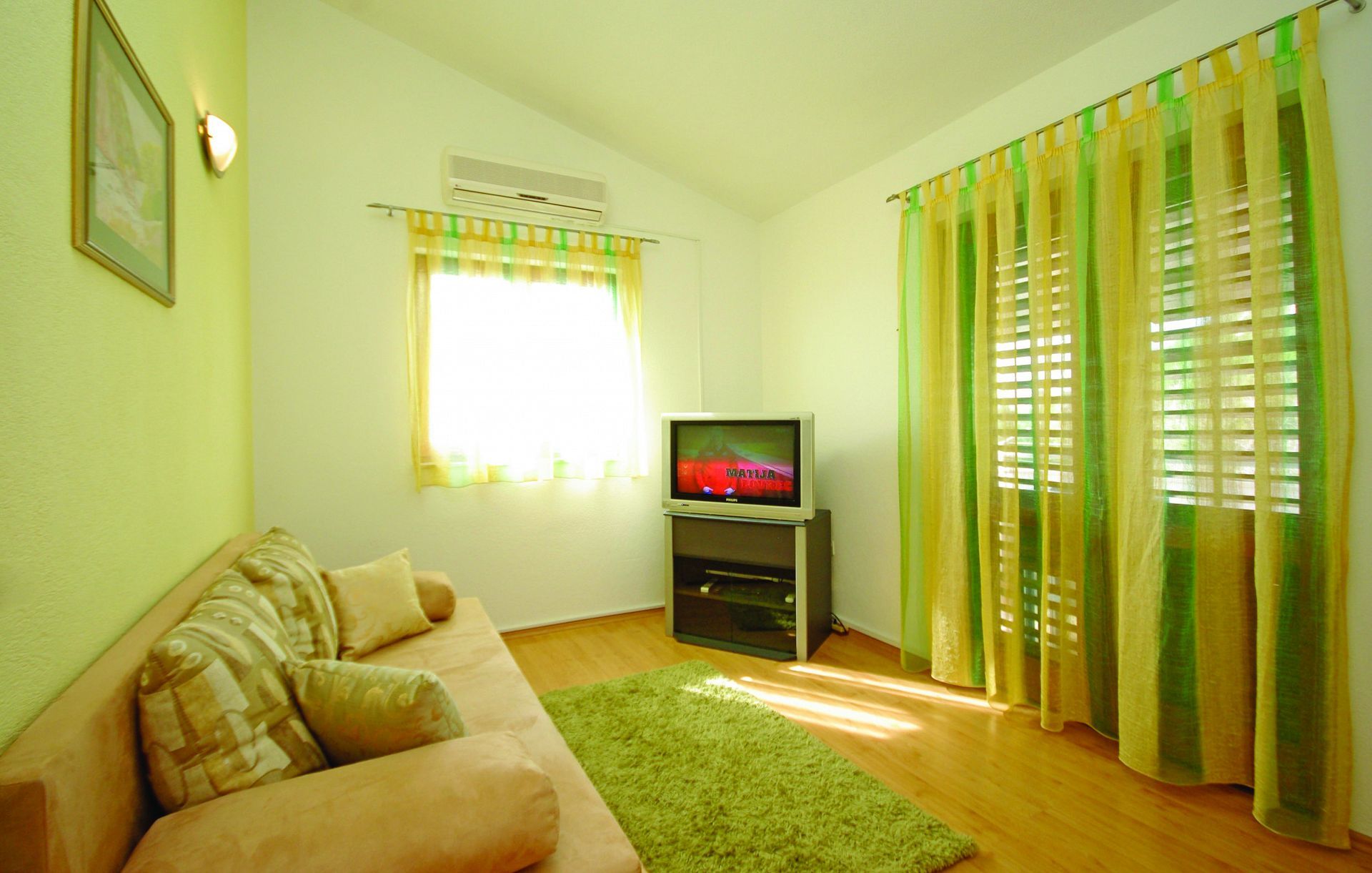 Apartment Stipe 108001-A1