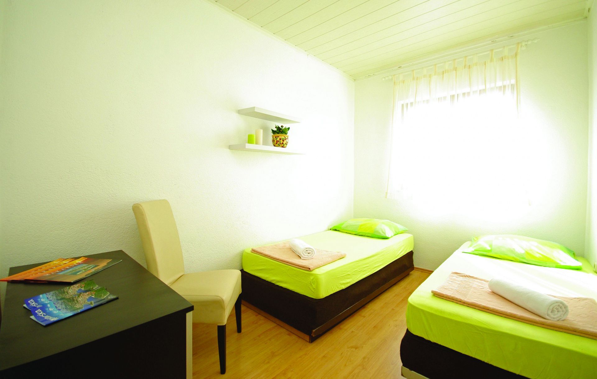 Apartment Stipe 108001-A1