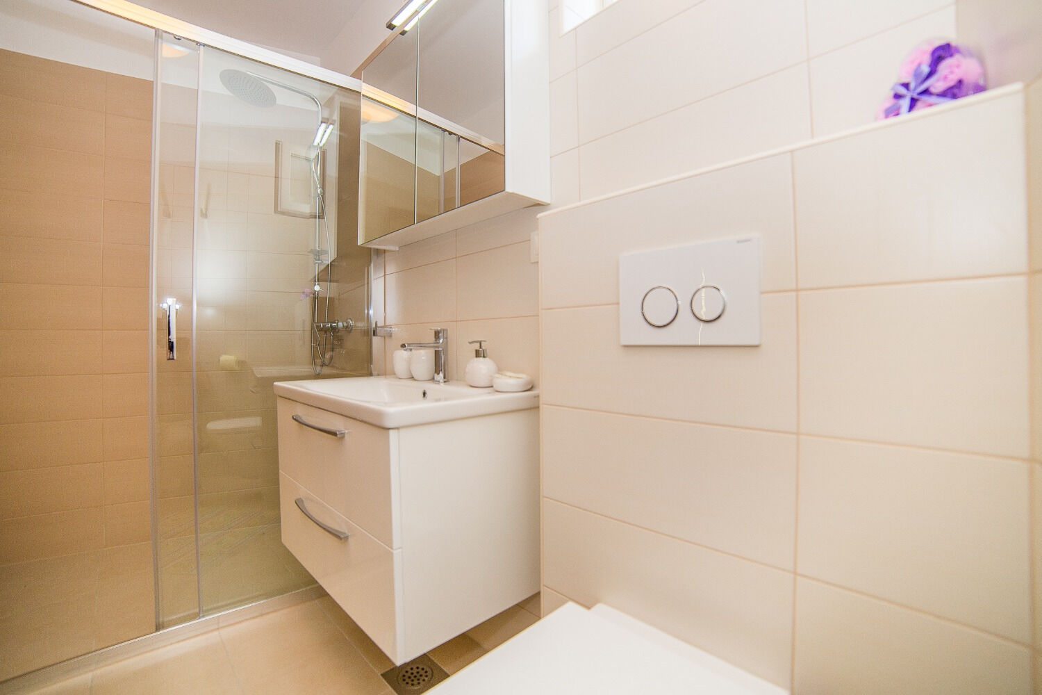 Apartments Saga 2 108201-A3