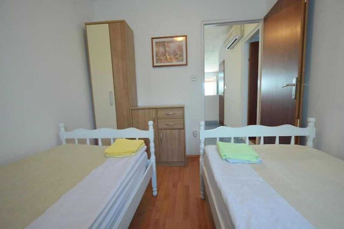 Apartments Jozefina 10829-A1