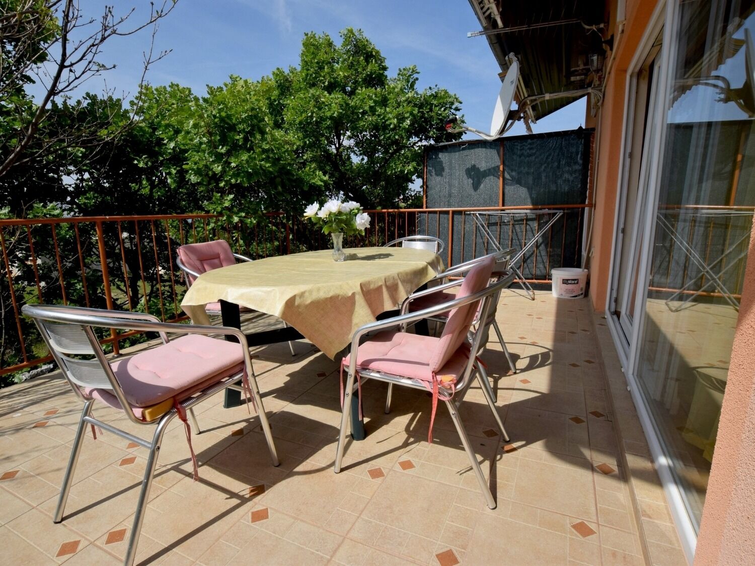 Apartments Mari 10833-A1