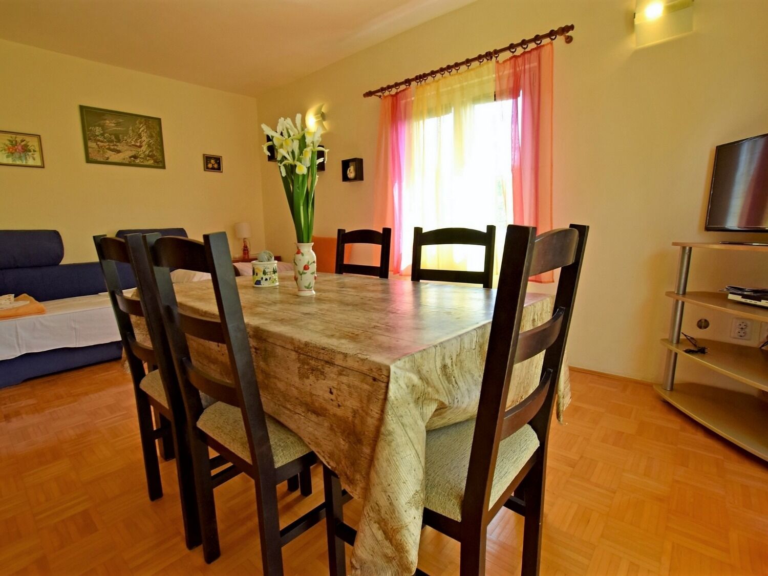 Apartments Mari 10833-A1