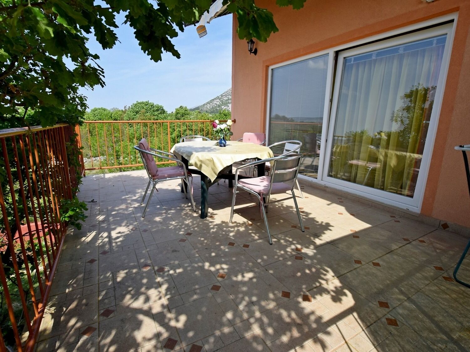 Apartments Mari 10833-A2