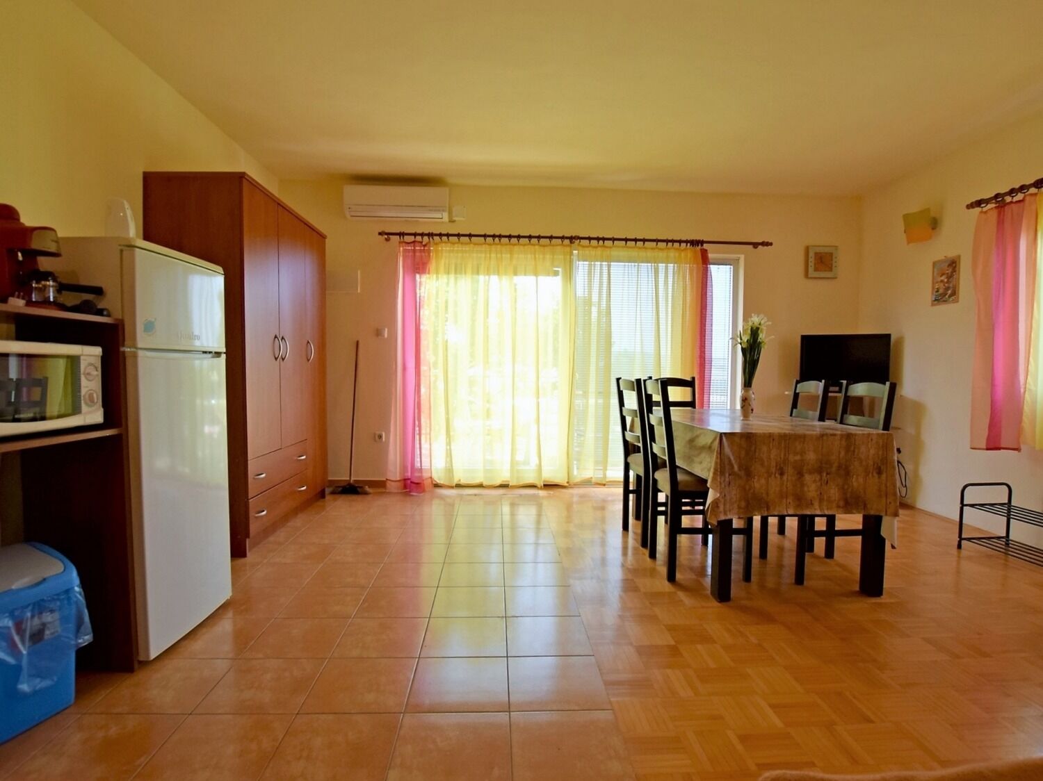 Apartments Mari 10833-A2