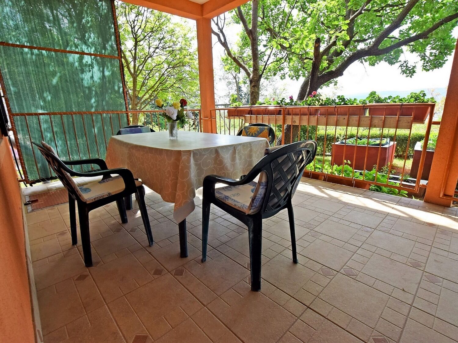 Apartments Mari 10833-A3