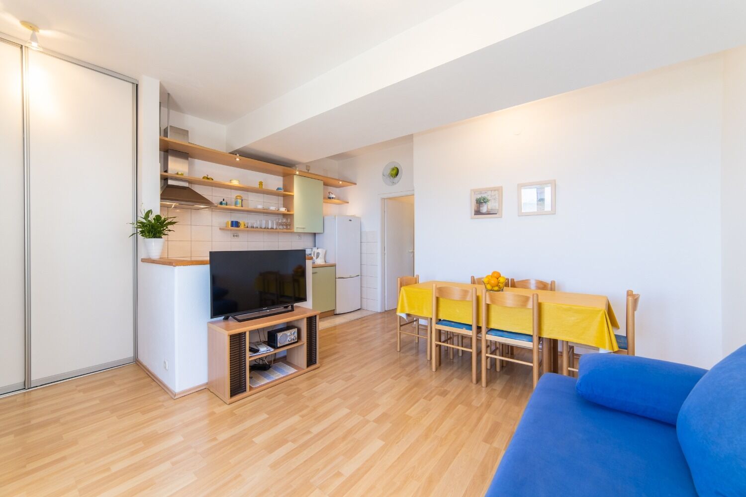 Apartments Horizont 10834-A1