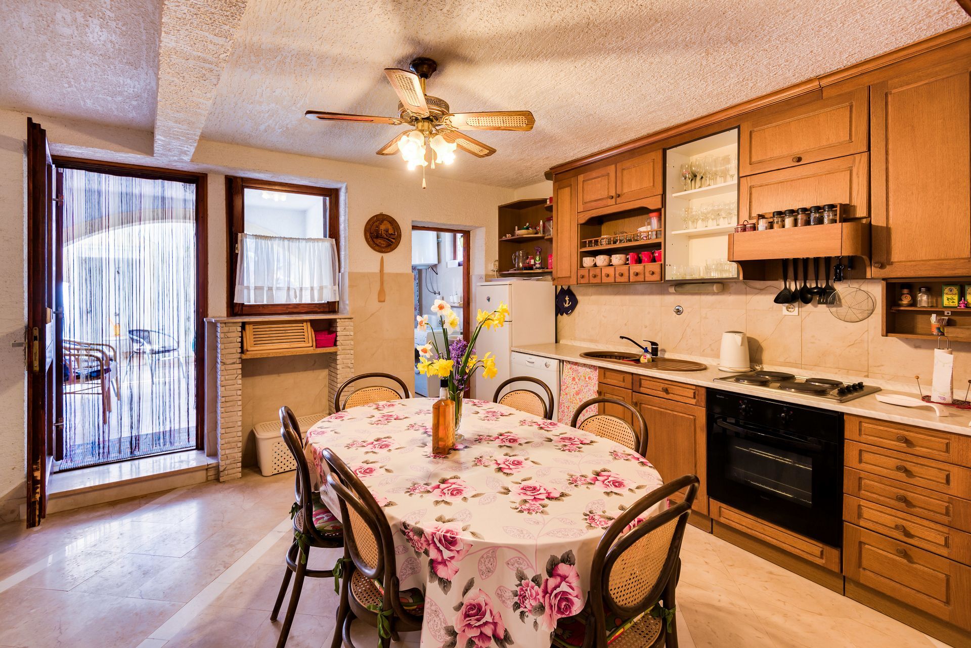 Apartments Land 10849-A2