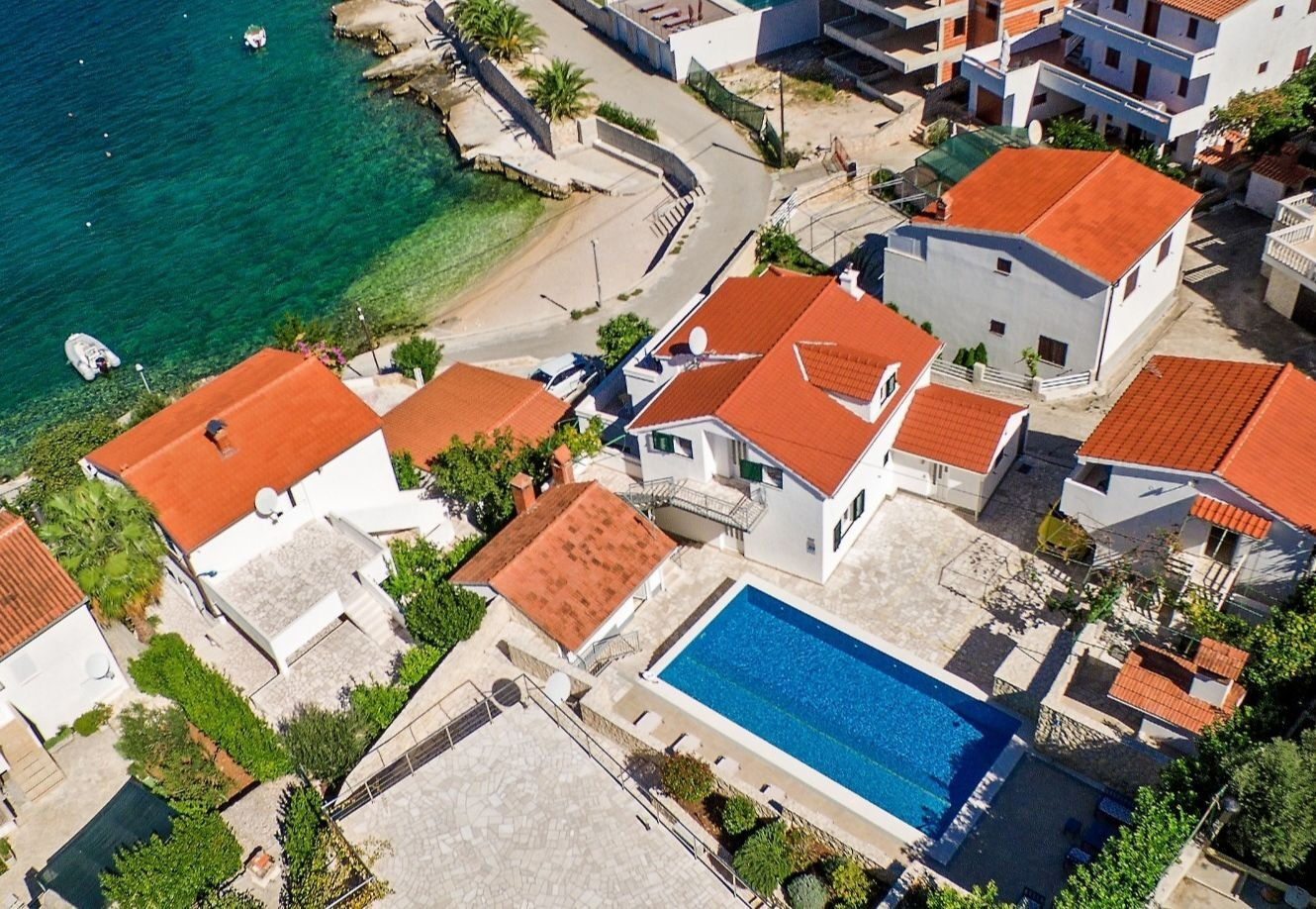 Apartments Bisernica 108421-A1