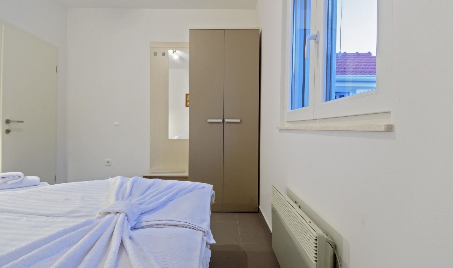 Apartments Bisernica 108421-A1