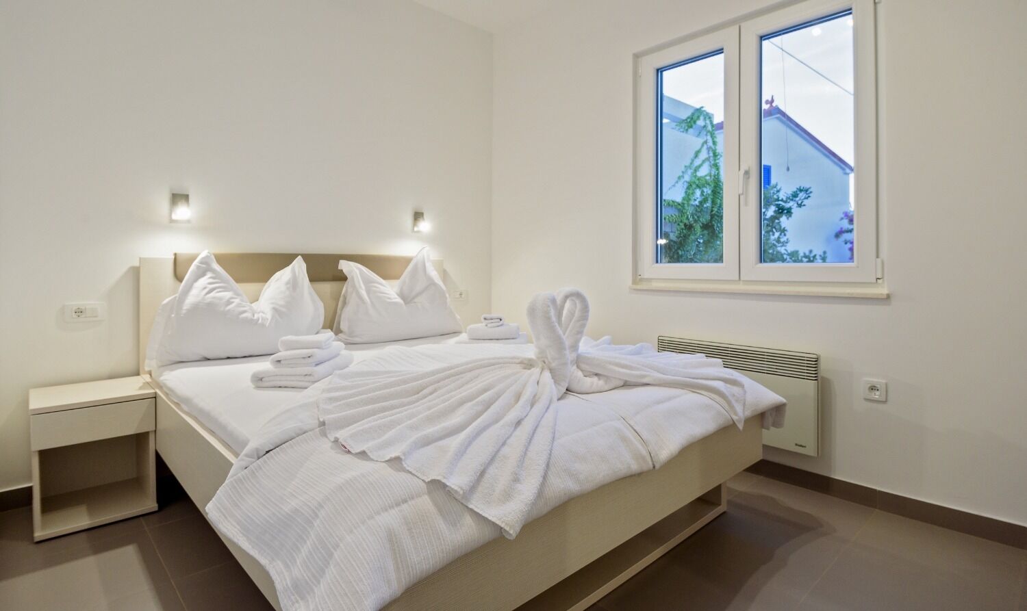 Apartments Bisernica 108421-A1