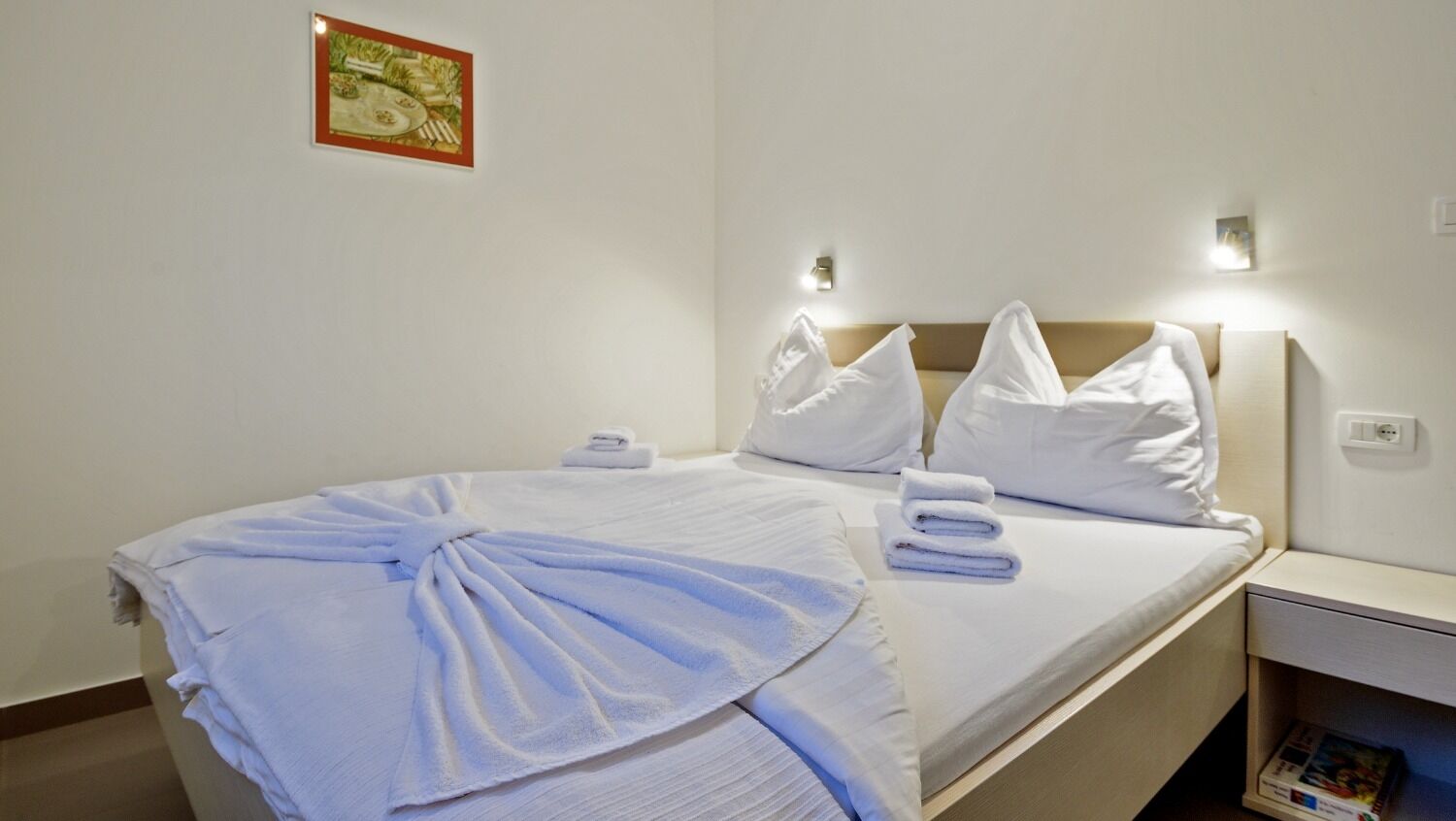 Apartments Bisernica 108421-A1