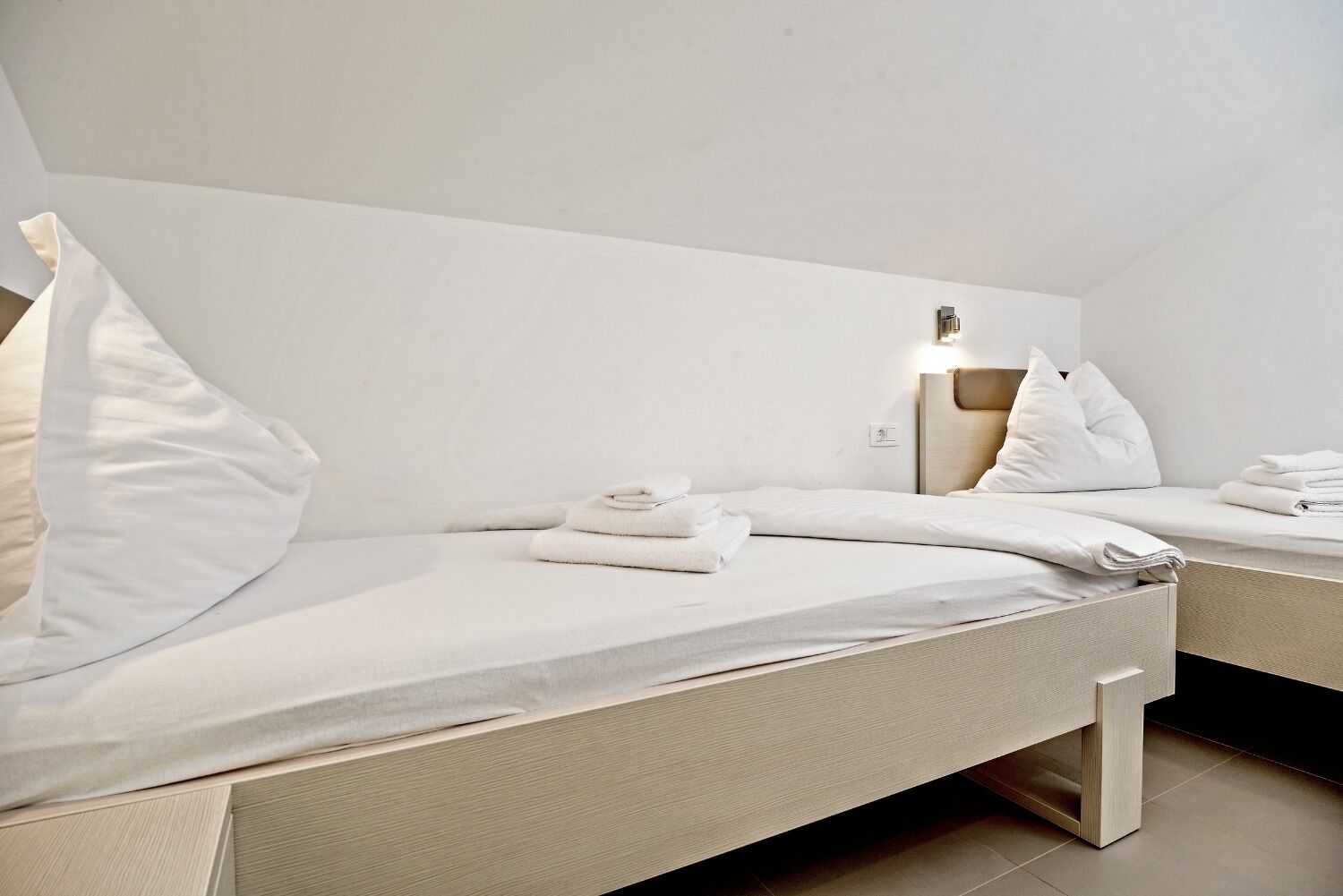 Apartments Bisernica 108421-A2