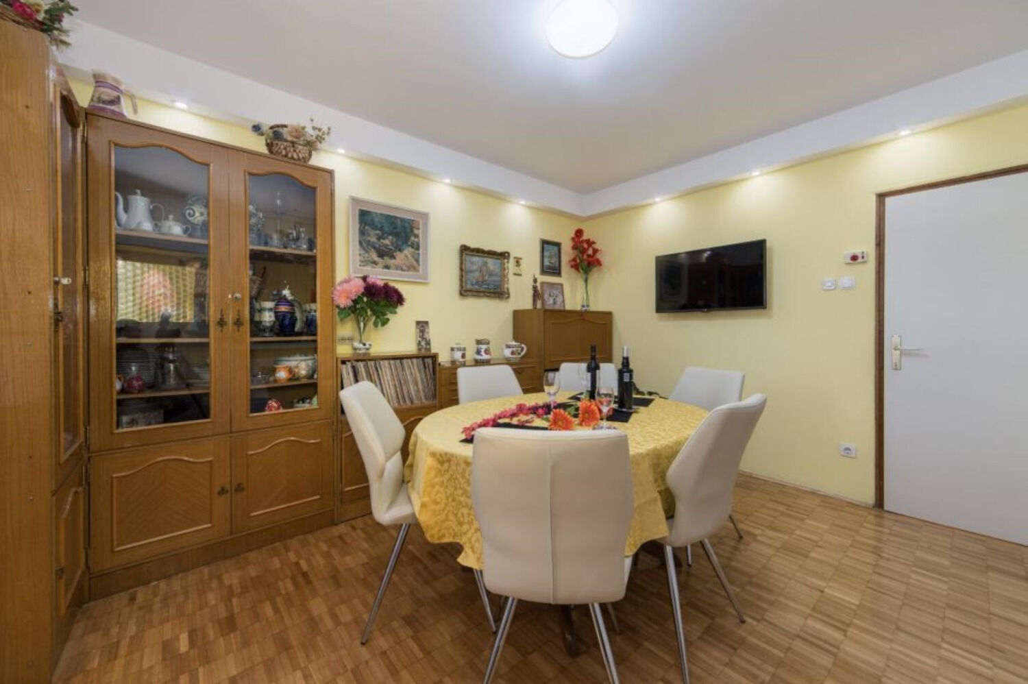 Apartment Stipe 10852-A1