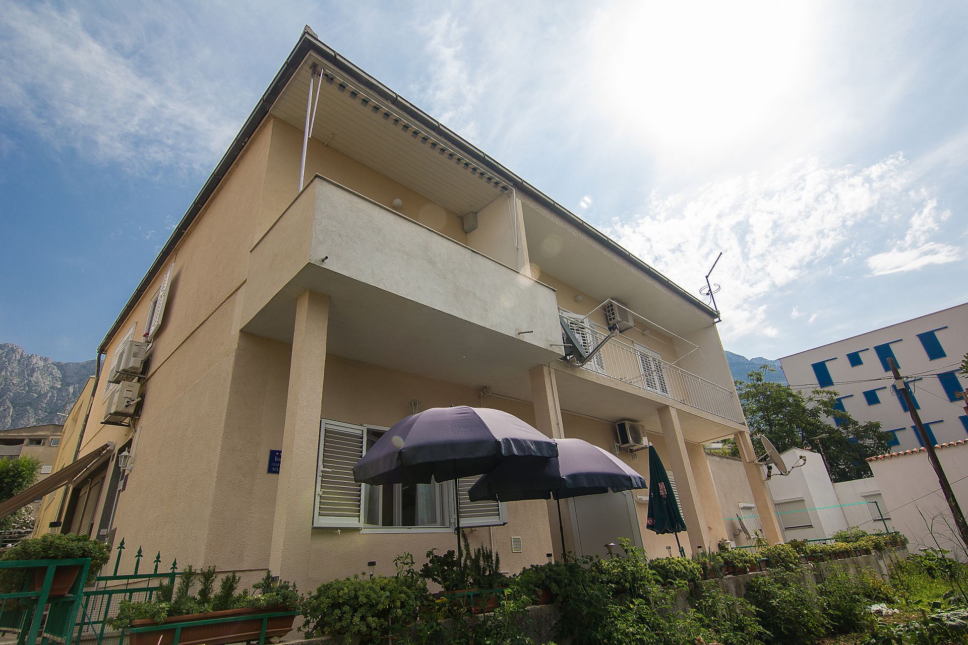 Apartment Stipe 10852-A1