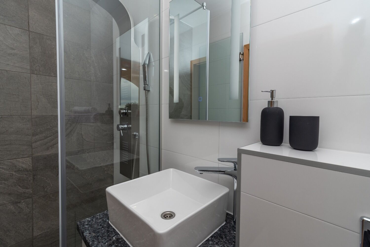 Apartment Marijan 10858-A1
