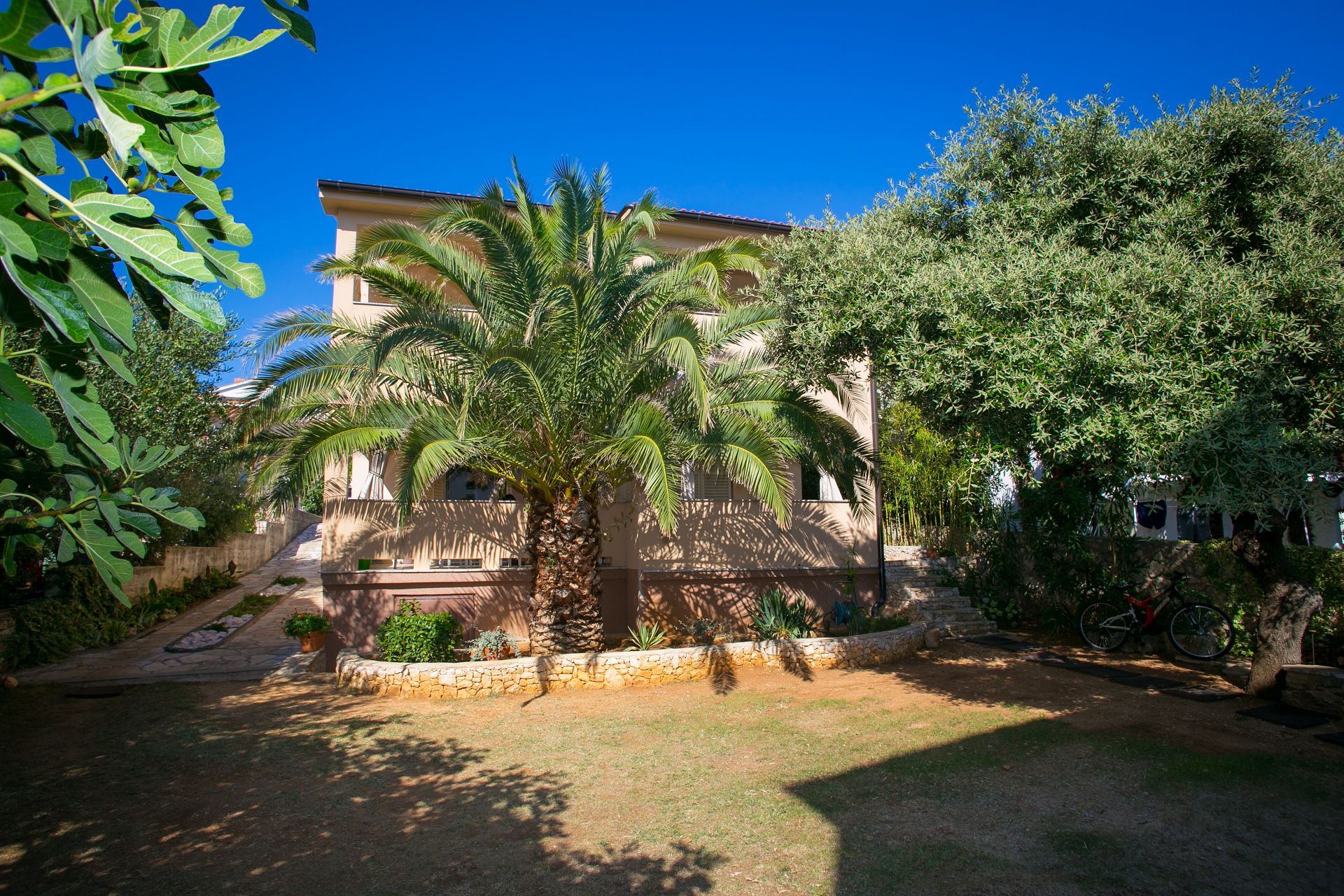Apartmani Lea A1